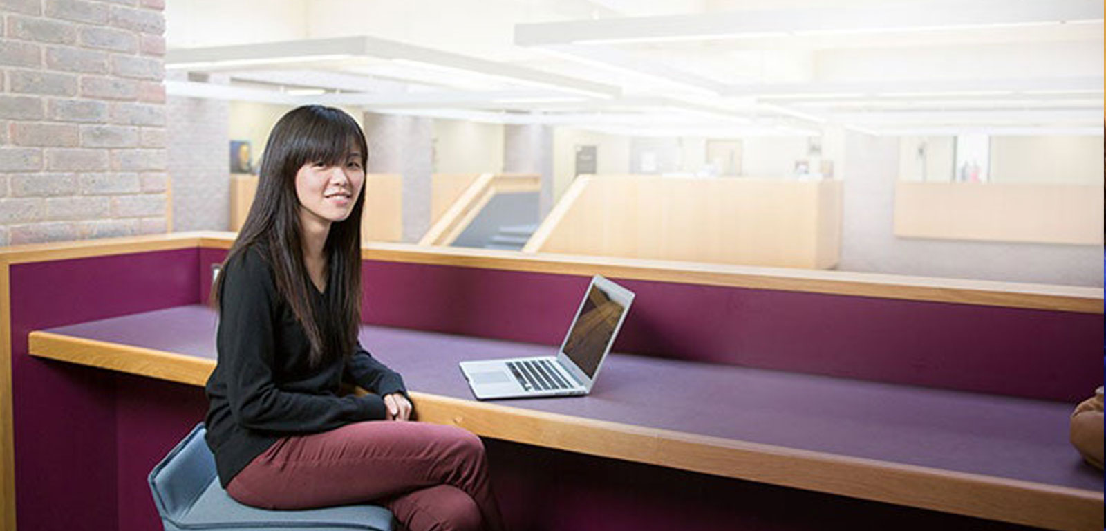ONCAMPUS Hull Background Image